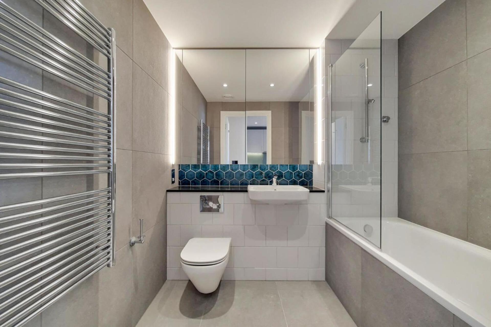 Botanical-inspired At Repton Gardens Right In The Heart Of Wembley Park Apartament
