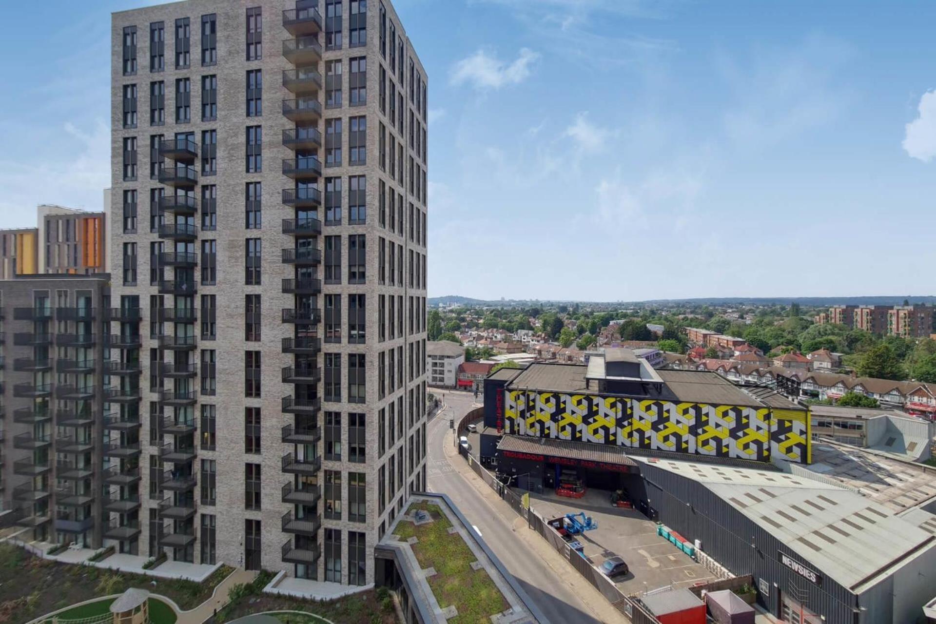 Botanical-inspired At Repton Gardens Right In The Heart Of Wembley Park Apartament *
