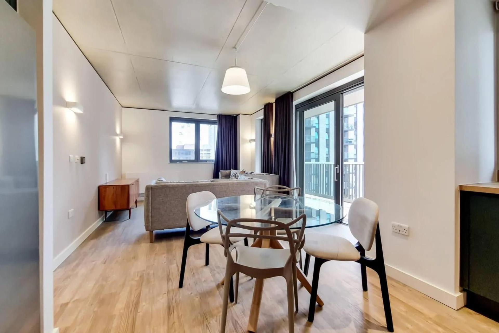 Botanical-inspired At Repton Gardens Right In The Heart Of Wembley Park Apartament Londra