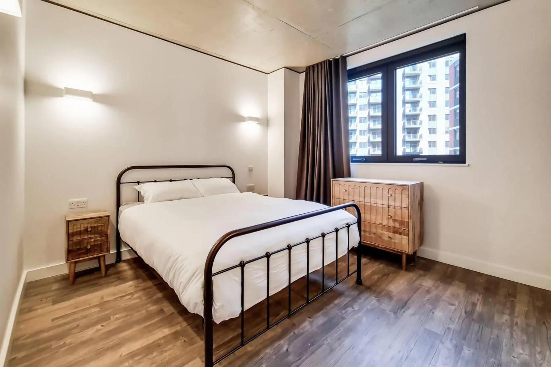 Botanical-inspired At Repton Gardens Right In The Heart Of Wembley Park Apartament Londra